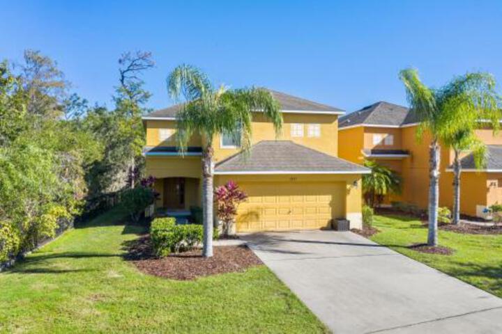 Santosh Holiday Home 2633 in Kissimmee, FL