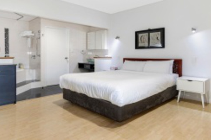 Room 284 of 420