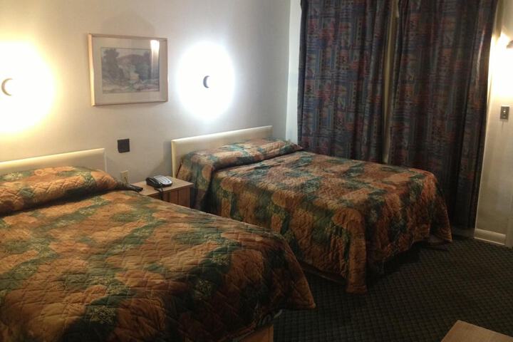 Room 8 of 39
