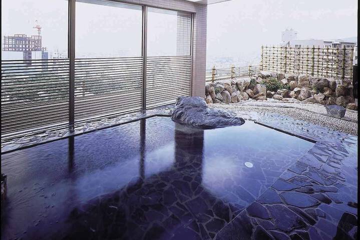 Pool Hotel