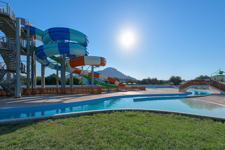 Pool 49 of 100