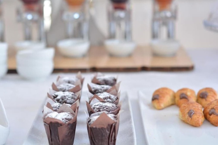 Breakfast/Coffee Service 80 of 101