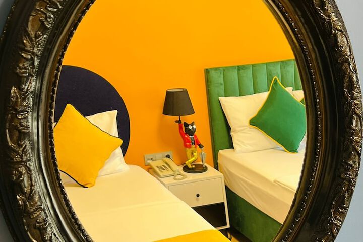 Room 47 of 65