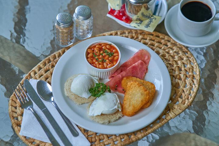 Breakfast/Coffee Service 35 of 60