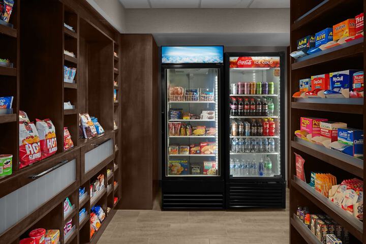 Snack bar