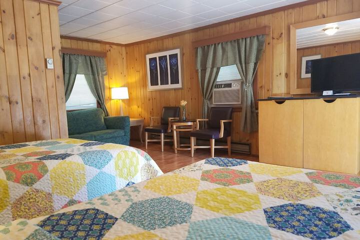 Room 93 of 345