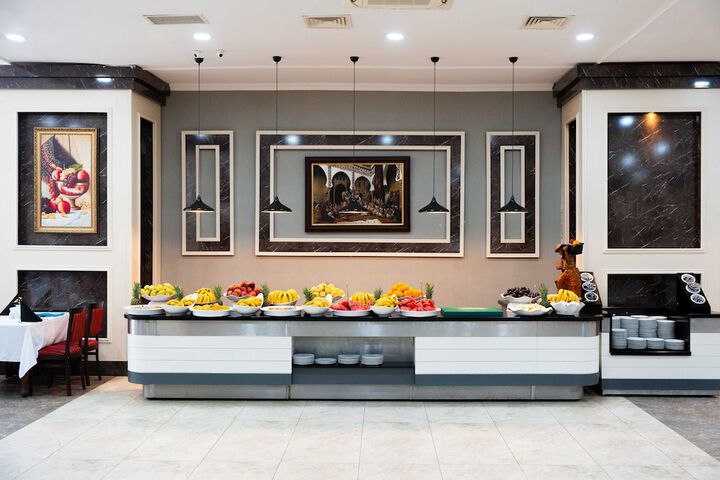 Dining 203 of 552
