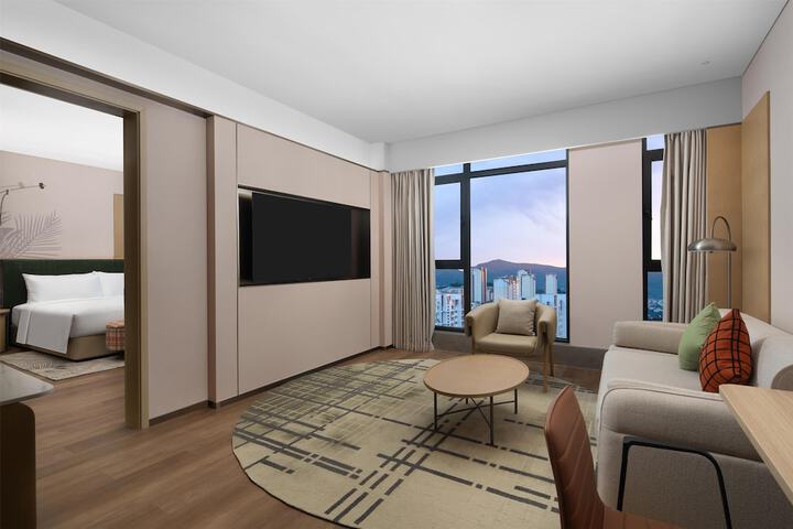 Room 22 of 38