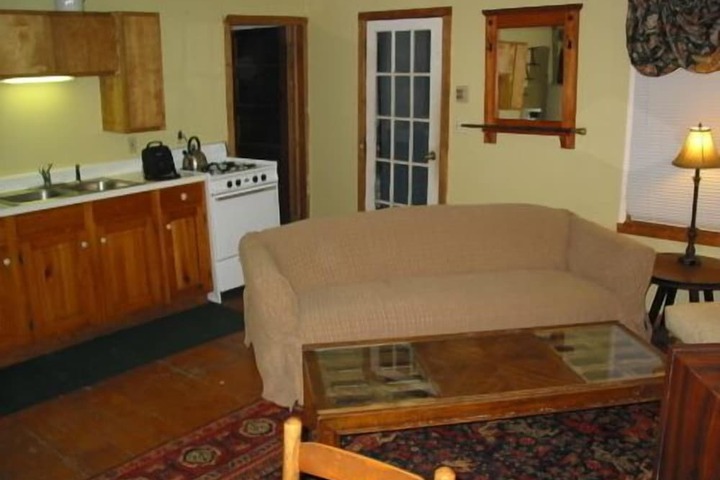 Room 46 of 78