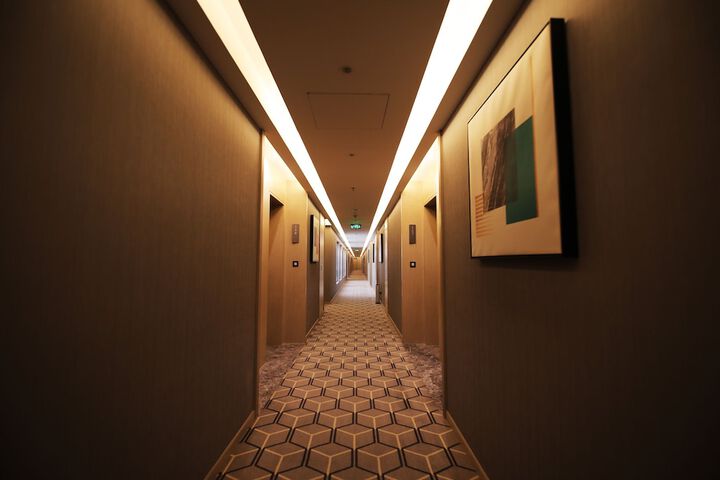 Ballroom/Hall 73 of 78
