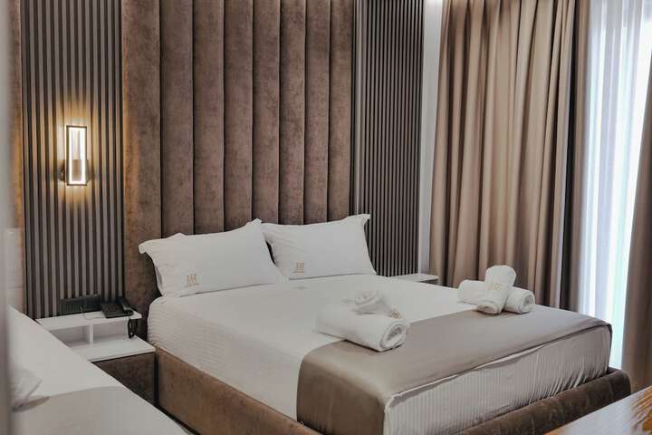 Room 21 of 95
