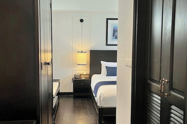 Room 20 of 80