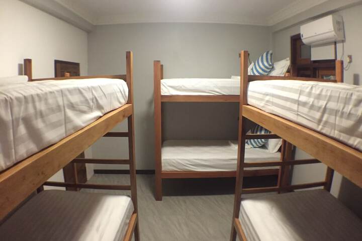 Room 7 of 47