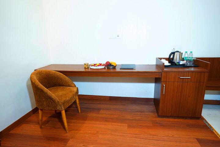 Room 42 of 76