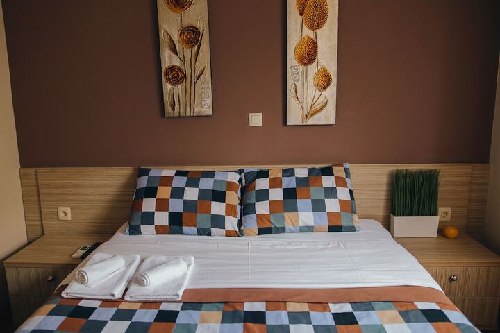 Room 6 of 46
