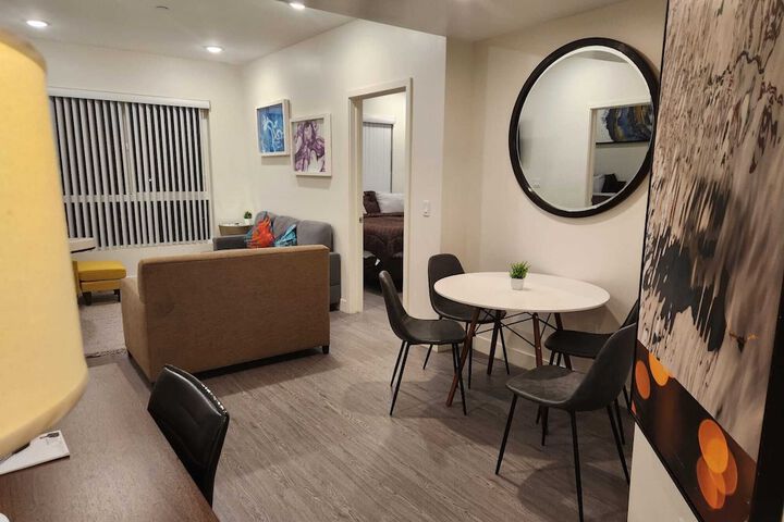 Room 21 of 48