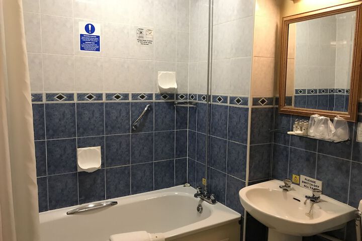 Room 74 of 155