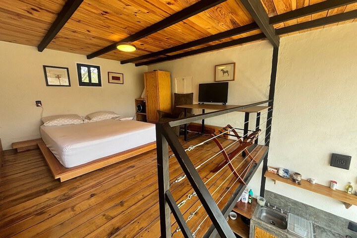 Room 3 of 25
