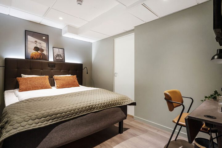 Room 41 of 115