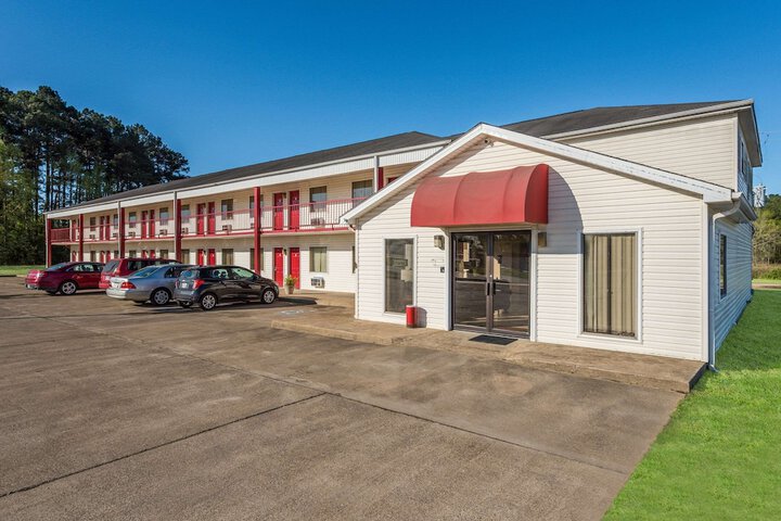 Hotel 14 of 16