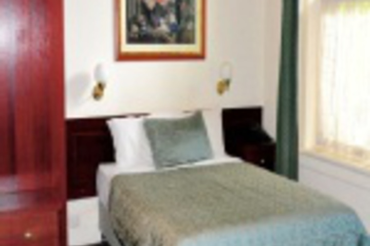 Room 445 of 768