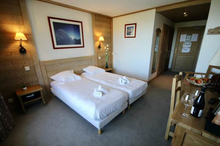 Room 18 of 40