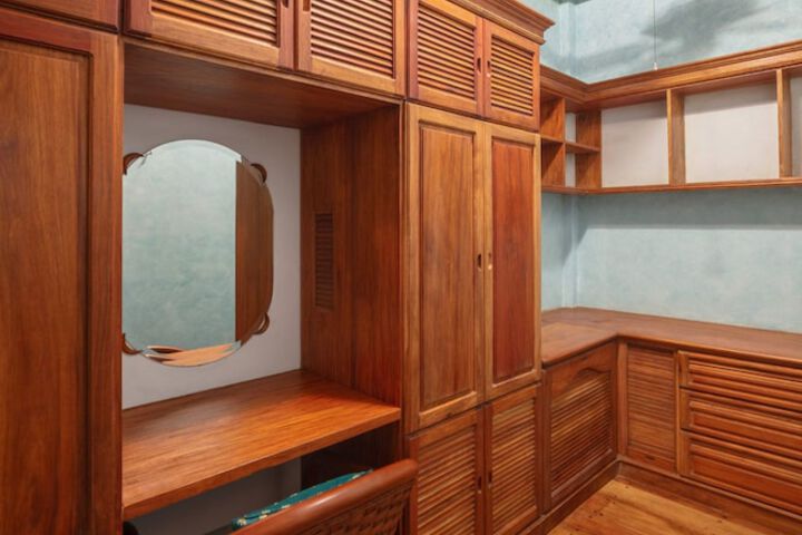 Room 14 of 71