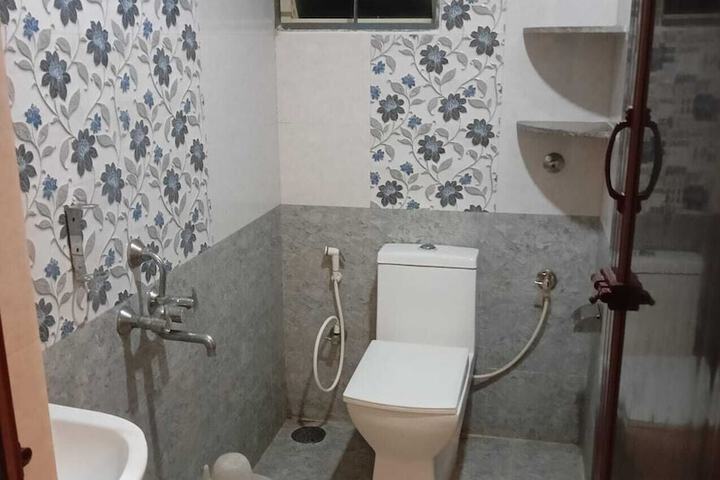 Room 29 of 52