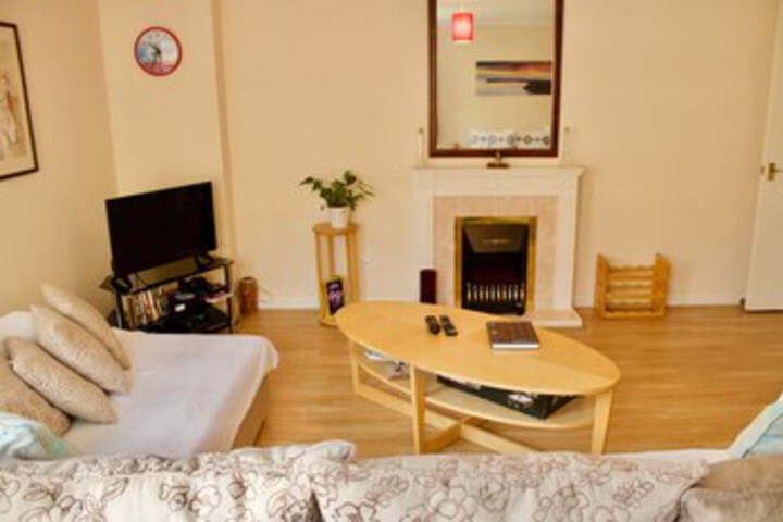 Room 7 of 18