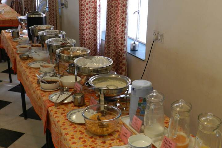 Dining 128 of 183