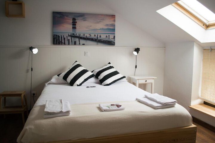 Room 5 of 22