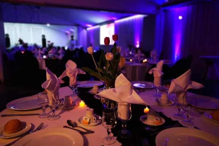 Wedding/Banquet 25 of 33