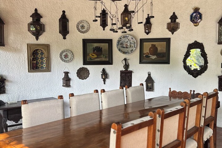 Room 44 of 69
