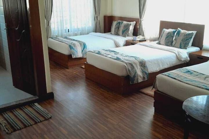 Room 6 of 51