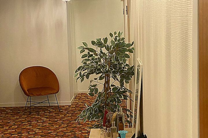 Room 21 of 58