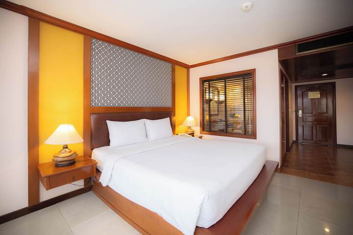 Room 50 of 98