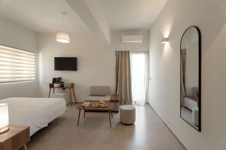 Room 48 of 78