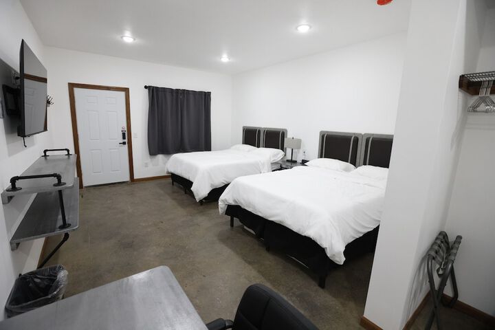 Room 3 of 17