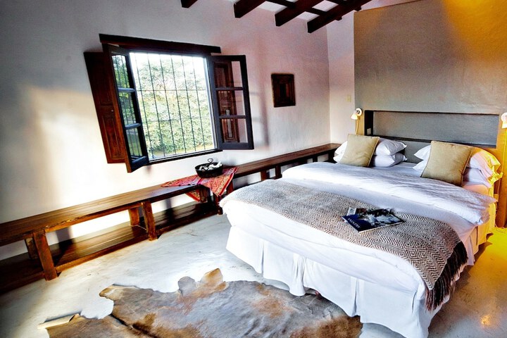 Room 15 of 98