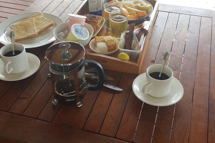 Breakfast/Coffee Service 11 of 19