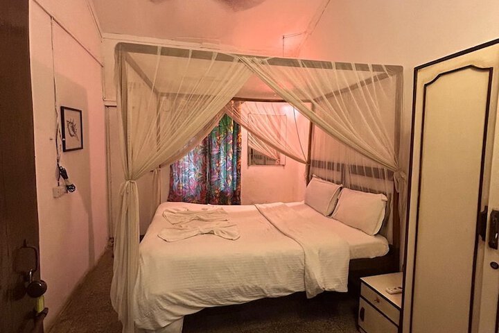 Room 15 of 39