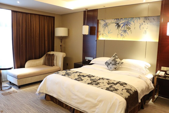 Room 18 of 70