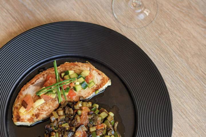 Dining 60 of 125