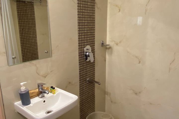 Room 126 of 189