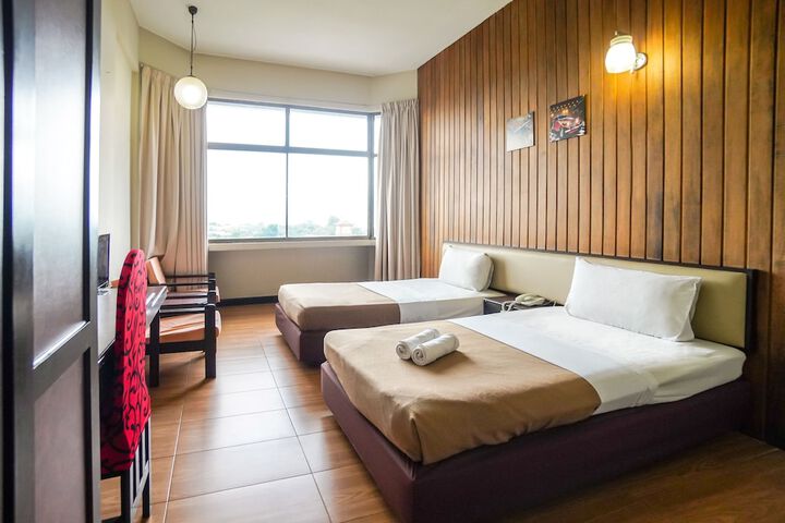 Room 10 of 45