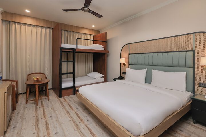 Room 3 of 21