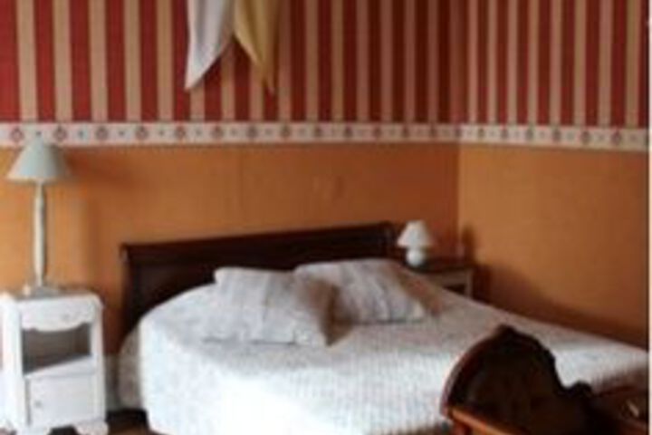 Room 15 of 37