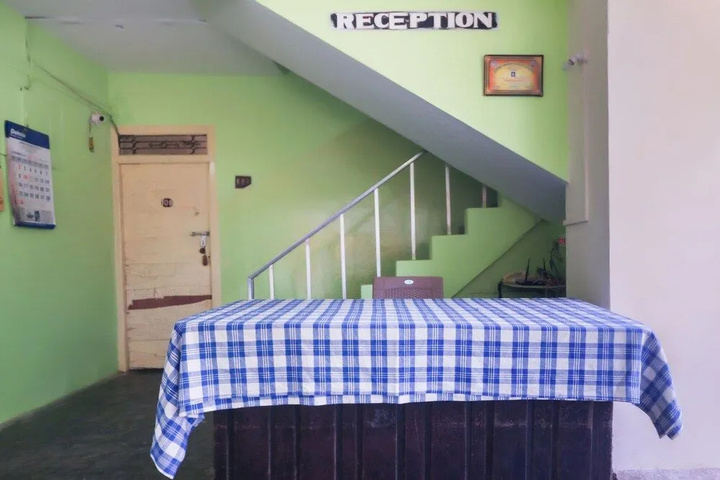Room 11 of 12