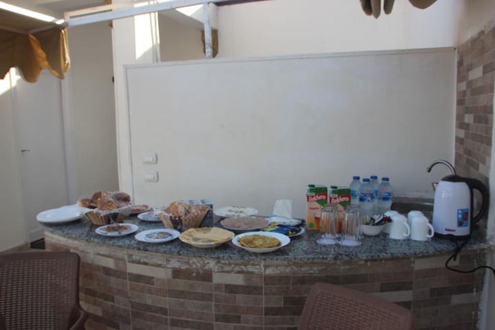 Dining 42 of 63