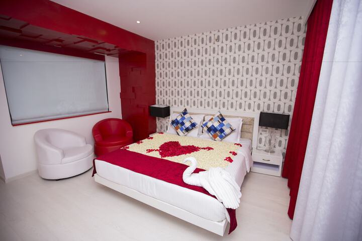 Room 30 of 58